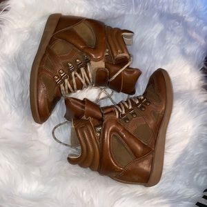 Wedge leather sneakers